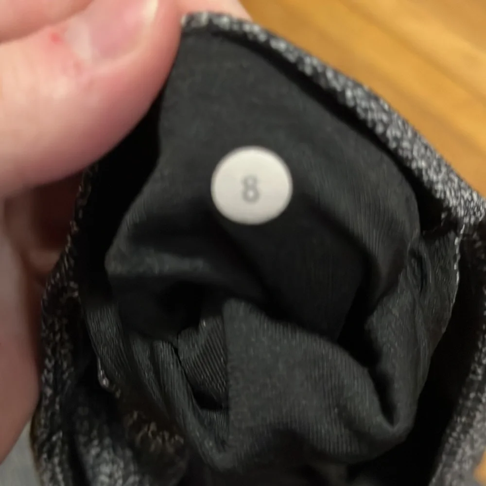 Lululemon gray speckled wunder under crop - Picture 5 of 5
